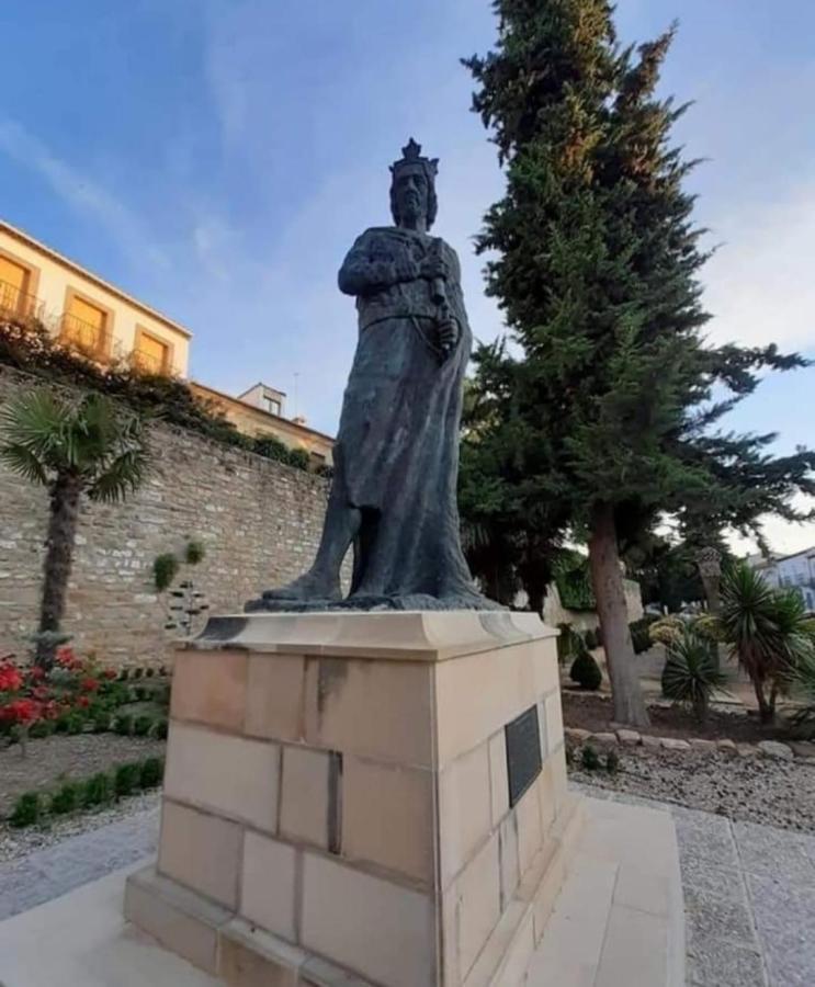 Apartamentos Fernando III El Santo Баеса Екстер'єр фото