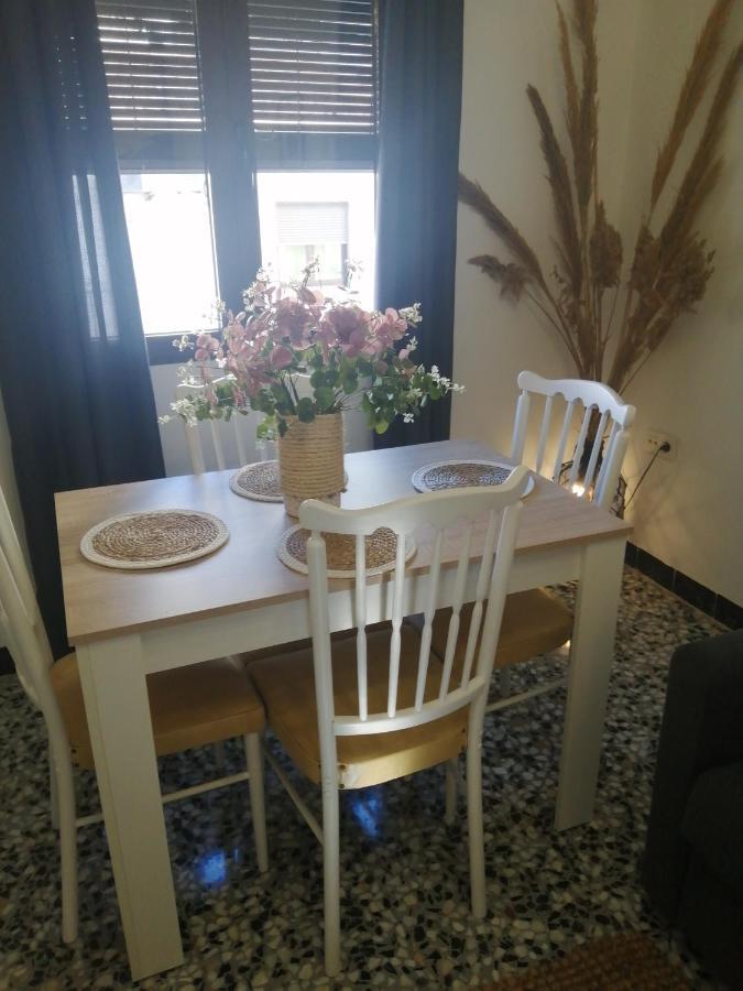 Apartamentos Fernando III El Santo Баеса Екстер'єр фото