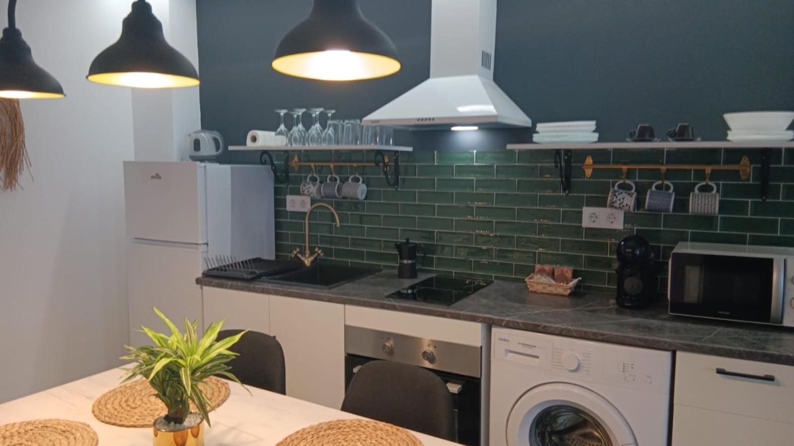 Apartamentos Fernando III El Santo Баеса Екстер'єр фото